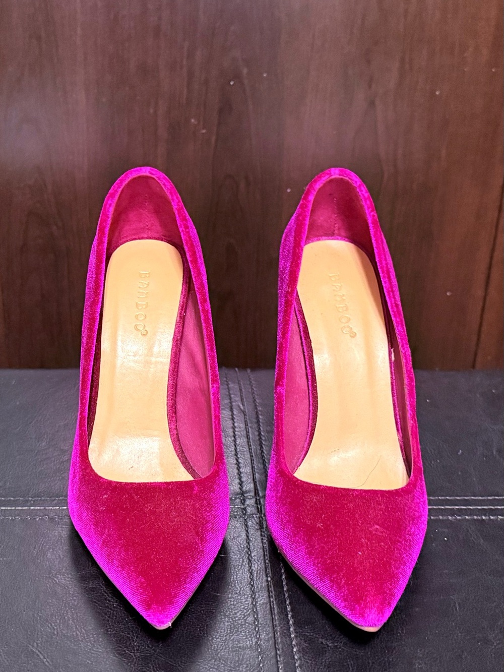 Velvet Pointed Pumps